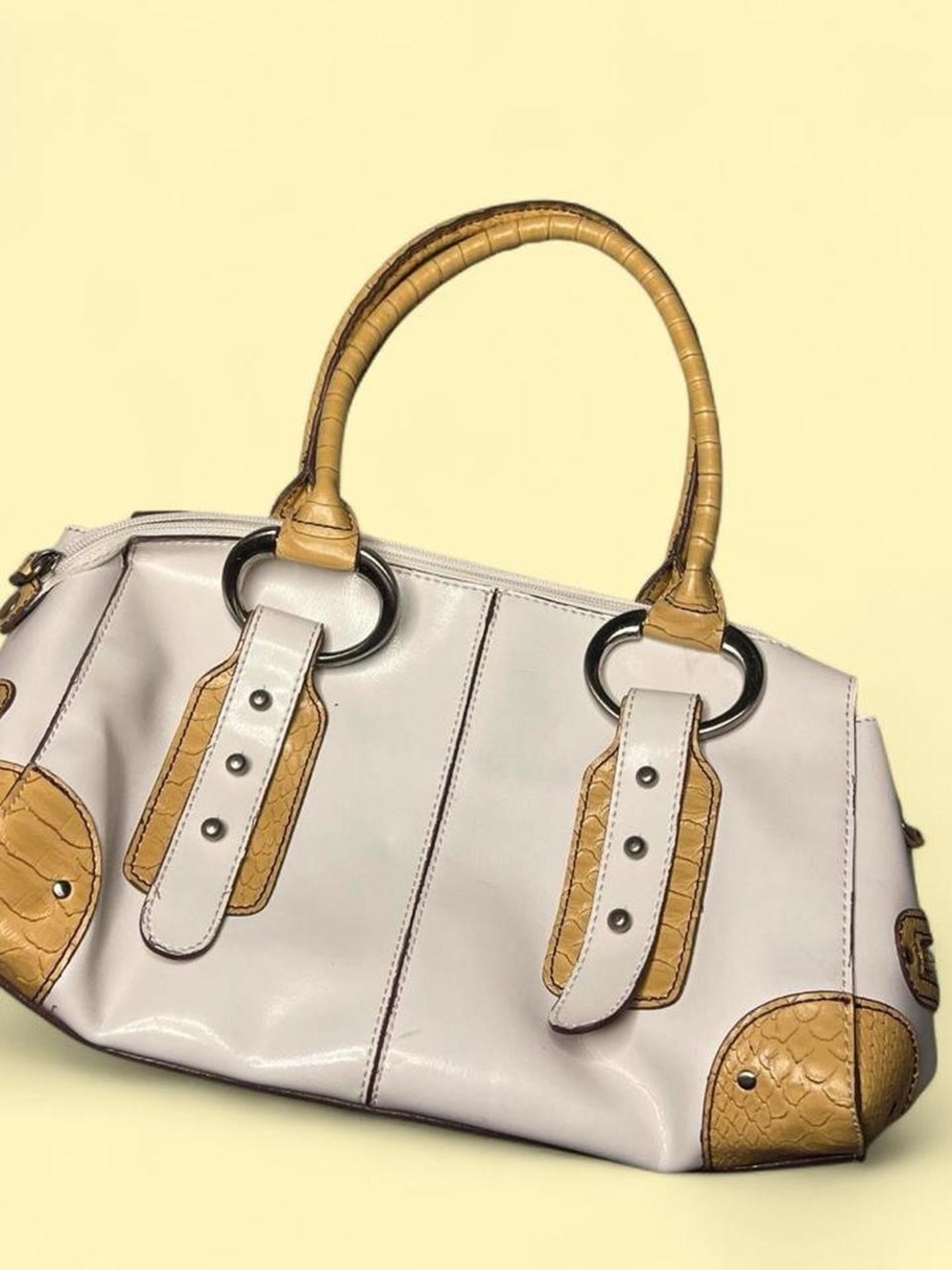 Mondani Cream and Tan Leather Shoulder bag